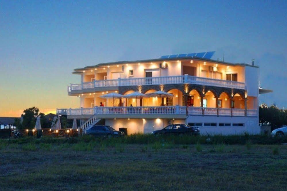 Esperanza Hotel Kanali  Esterno foto